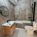 - Paradise Gdns 1br With Pool, Terrace, Parking